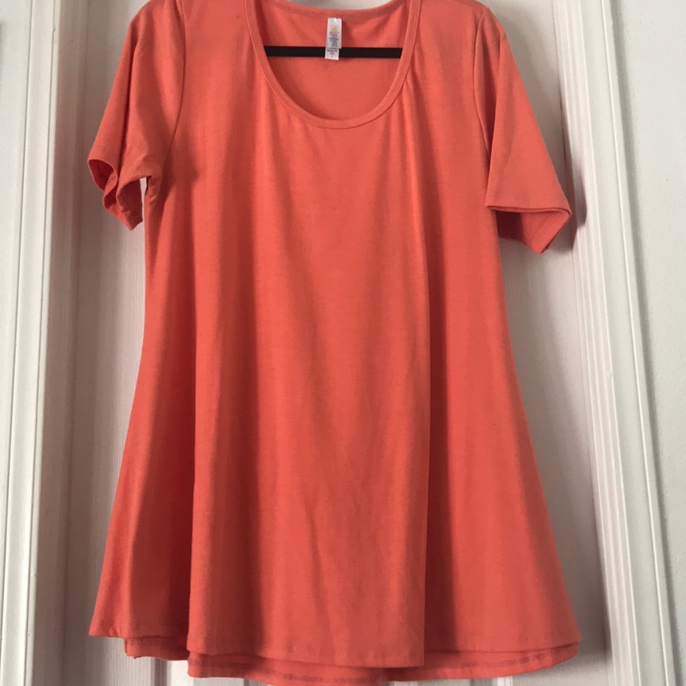 LuLaRoe Perfect Tee